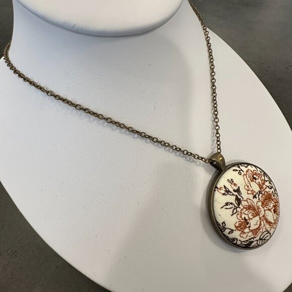 Oxidized Brass Tone Chain With Fabric Floral Pendant 30" Chain 1.5" Pendant - Picture 3 of 7
